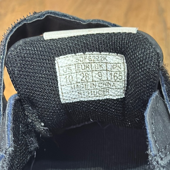 Dream Pairs Storybook Walking Skate Black and Tan Kids Shoes - Picture 2 of 6